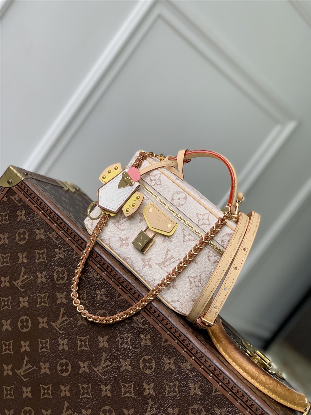 Louis Vuitton Petite Malle