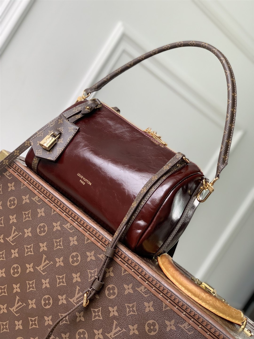 Louis Vuitton Express Mini